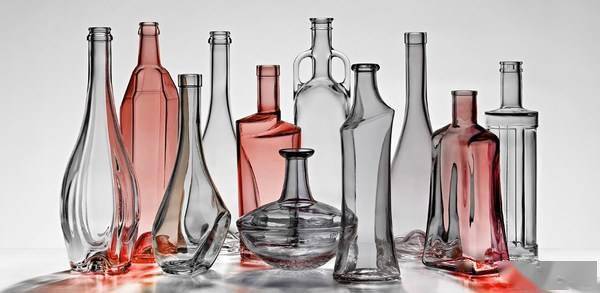 意大利玻璃瓶制造商使用联泰科技产品3d打印设计原型_glass